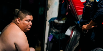 Ejecutan operativo contra sujeto por delitos contra jóvenes
