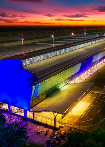 Presidente Bukele presenta mejoras en infraestructura del Aeropuerto Internacional de El Salvador