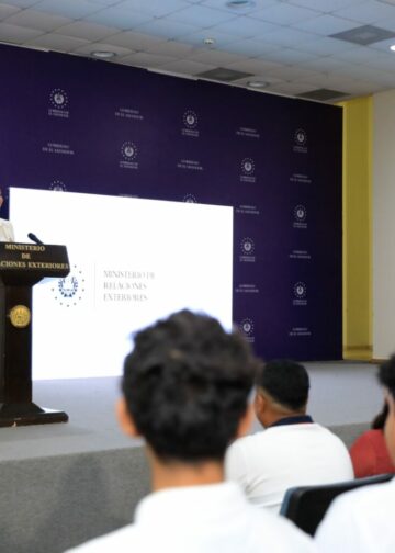 El Salvador y Portugal exploran oportunidades de trabajo temporal