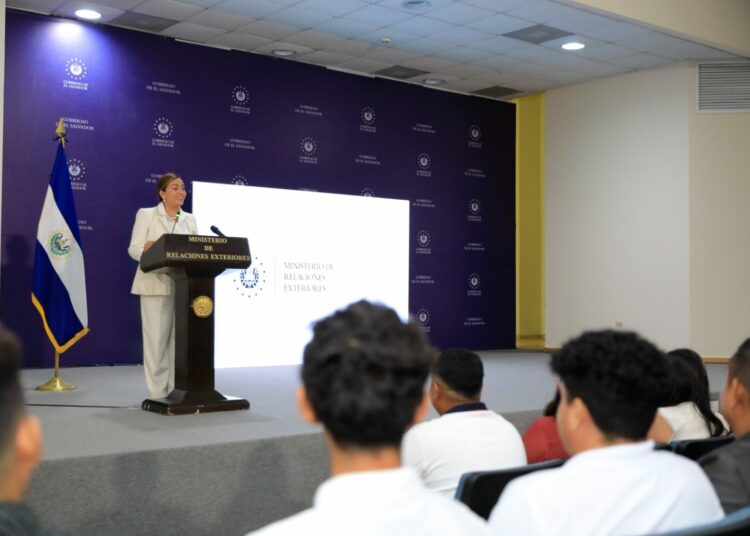 El Salvador y Portugal exploran oportunidades de trabajo temporal