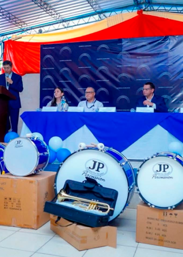 Embajada de China impulsa apoyo a jóvenes de La Libertad con importante donativo