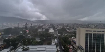 Gobierno monitorea trayectoria de la tormenta tropical Cristina