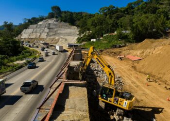 Avanzan las obras en Los Chorros con el retiro de estructuras de protección temporal