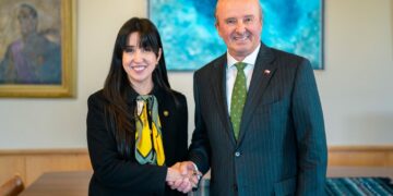 El Salvador y Chile estrechan lazos de amistad y trabajo conjunto