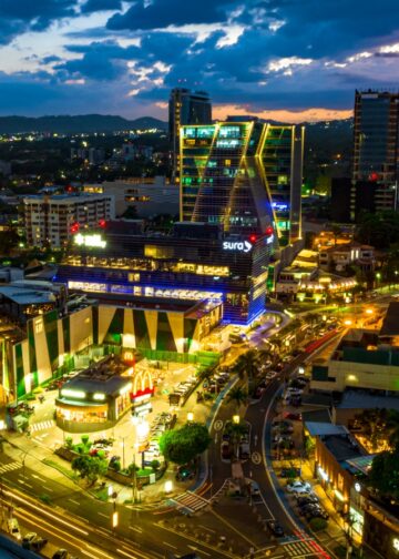 BCR destaca crecimiento económico de El Salvador con la construcción como principal motor