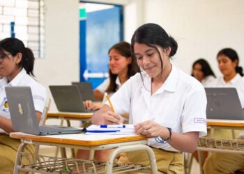 Refuerzan programa educativo que amplía oportunidades de aprendizaje e inclusión