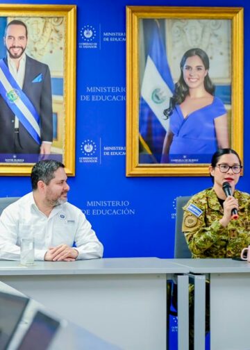 Más de 5,000 escuelas permanecen bajo vigilancia por las lluvias