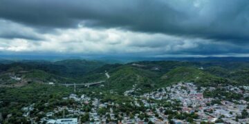 Cristina se debilita, pero las lluvias continuarán sobre el país