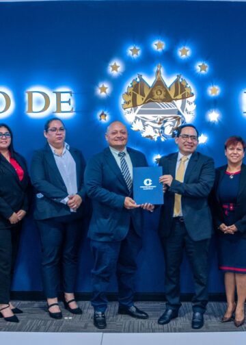 DATAPLEX se incorpora al Programa de Operador Confiable y fortalece su proyección global