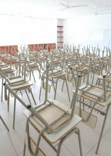 Suspenden clases presenciales en todo el país por tormenta tropical Cristina