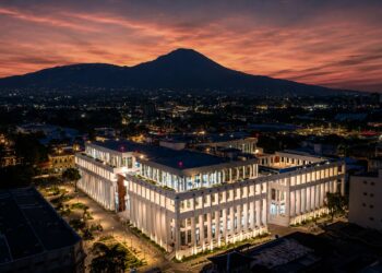 Promesa cumplida: Presidente Bukele inaugura el nuevo Hospital Rosales