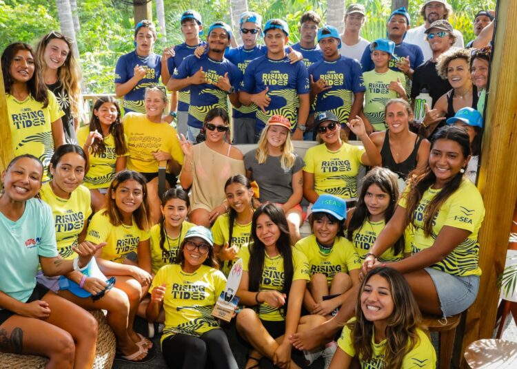 Surf City El Salvador Pro reúne a la élite mundial del surf en Punta Roca