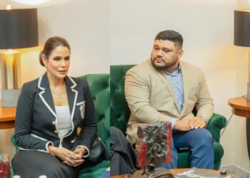 Salvadoreño radicado en Estados Unidos explora oportunidades de inversión en el país