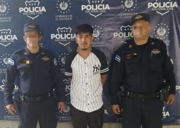 Capturan a joven en posesión de un arma ilegal
