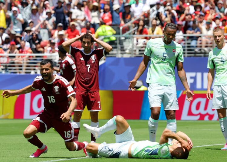 Qatar rescata un empate agónico ante Suiza en el tiempo agregado
