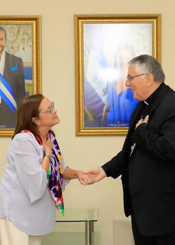 El Salvador y la Santa Sede fortalecen relaciones diplomáticas