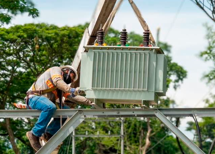 Continúa instalación de sistema eléctrico en planta potabilizadora de Ilopango