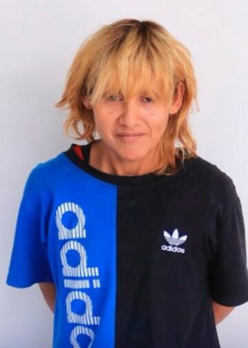 Ordenan detención provisional contra mujer acusada de lanzar piedras a vehículos