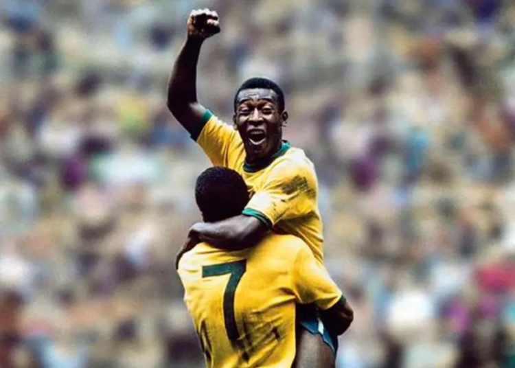 La camiseta con la que Pelé ganó su primer Mundial saldrá a subasta en Nueva York