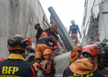 Más de 30 muertos tras potente sismo en el sur de Filipinas
