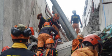 Más de 30 muertos tras potente sismo en el sur de Filipinas