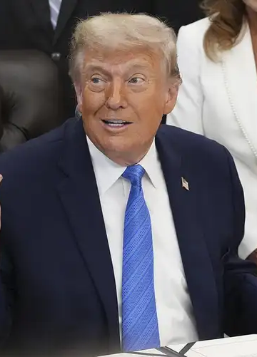 Trump anuncia acuerdo con Irán y reapertura del Estrecho de Ormuz