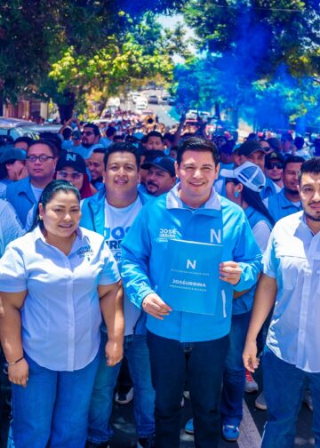 José Urbina tras la reelección como alcalde de San Salvador Oeste
