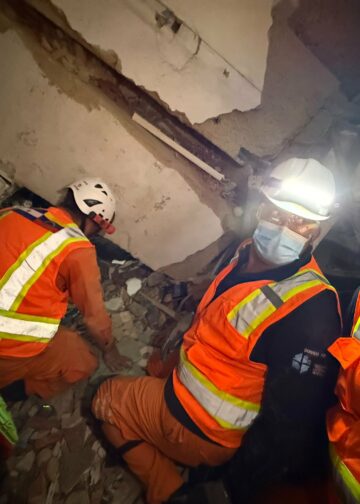 Presidente Bukele resalta labor de equipos salvadoreños tras rescatar con vida a mujer atrapada en Venezuela