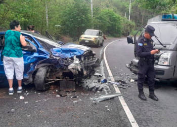 Múltiple accidente vial deja seis lesionados en carretera Litoral