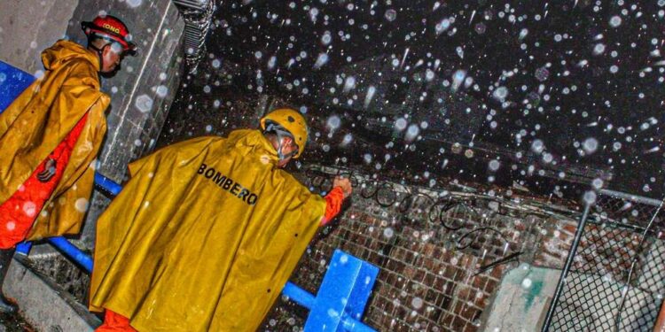 Bomberos activos ante paso de la Tormenta Tropical Cristina