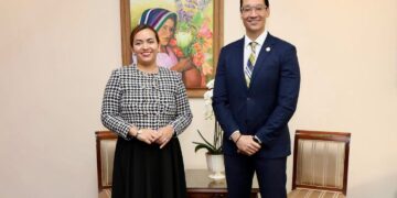 Gobierno de El Salvador impulsa nuevas oportunidades para salvadoreños en el exterior