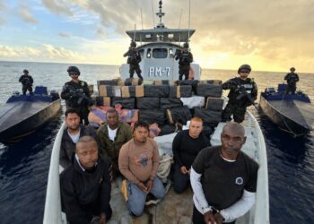 Marina Nacional propina histórico golpe al narcotráfico en alta mar