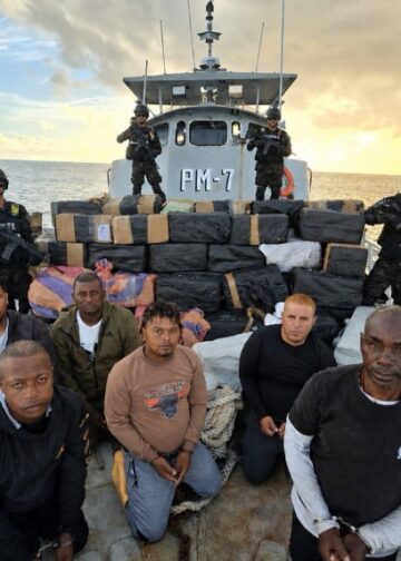 Marina Nacional propina histórico golpe al narcotráfico en alta mar