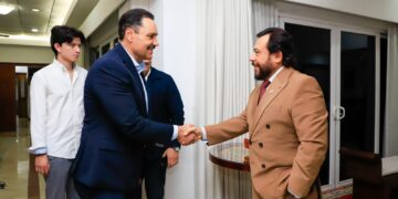 Vicepresidente Ulloa se reúne con delegación mexicana