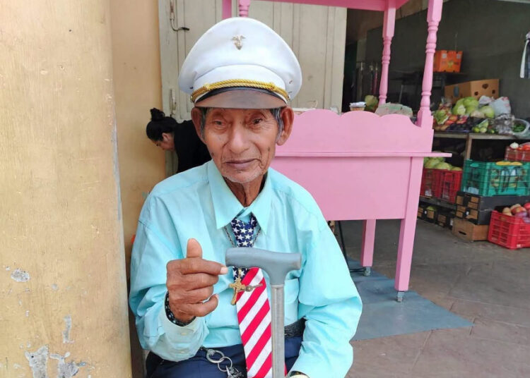 Adulto mayor muere tras ser atropellado por un motociclista borracho en Tecoluca