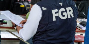 Autoridades verifican sustancias ilícitas decomisadas en 16 casos de narcotráfico