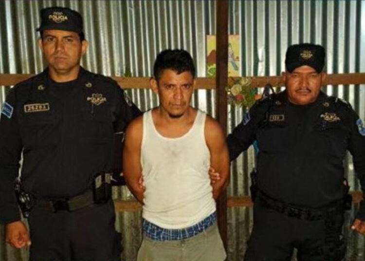 Detienen a hombre acusado de tráfico ilícito tras intervención antidrogas