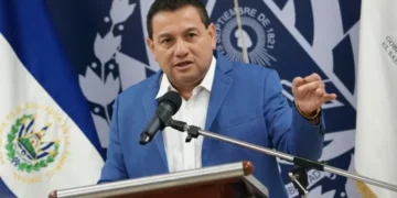 Ministro Rolando Castro destaca programa solidario impulsado por la Unidad Sindical Salvadoreña