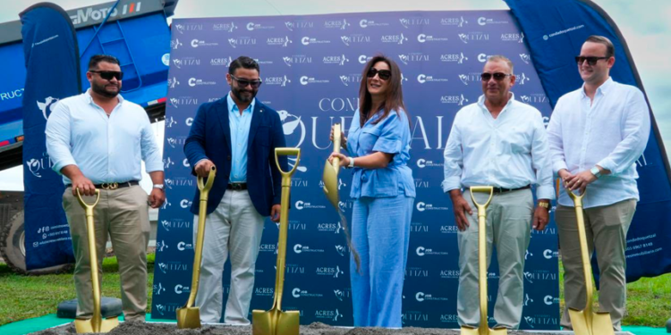 Colocan primera piedra de complejo habitacional Condado Quetzal