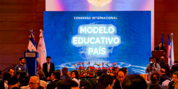 Congreso internacional reúne a universidades y expertos para fortalecer la transformación educativa en El Salvador