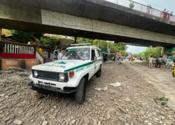 Cinco fallecidos y un herido en fatal accidente sobre la carretera a Comalapa