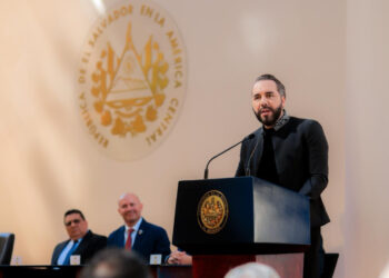 Presidente Nayib Bukele responde a críticas de WOLA sobre la reelección indefinida