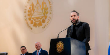 Presidente Nayib Bukele responde a críticas de WOLA sobre la reelección indefinida