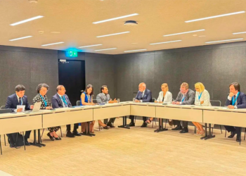 Vicepresidente Ulloa reafirma compromiso con la innovación durante agenda en Suiza