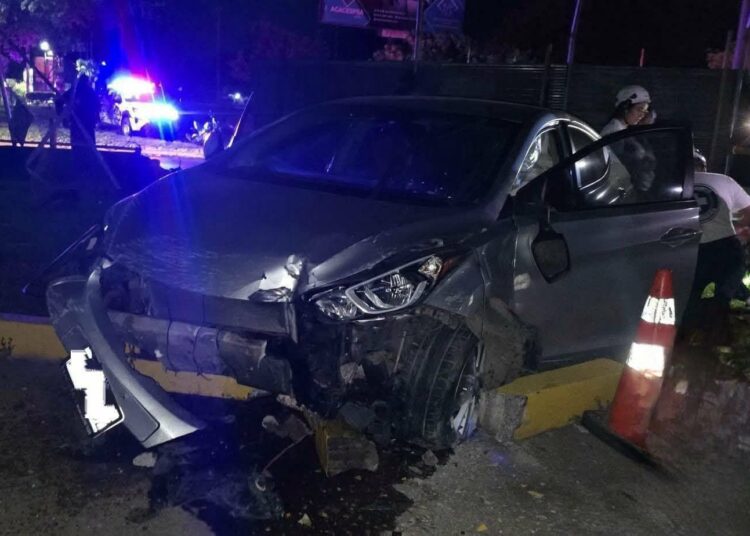 Accidentes viales dejan una persona fallecida y varios percances complican el tráfico