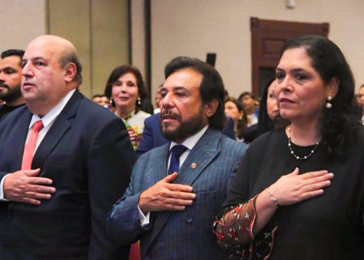 El Salvador reafirma su apuesta por una industria competitiva y exportadora