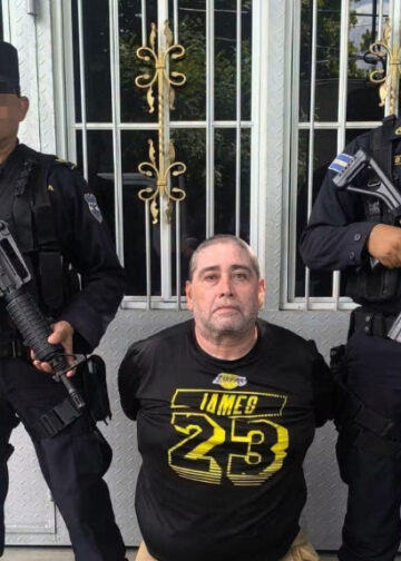 Capturan en flagrancia a distribuidor de droga en San Miguel