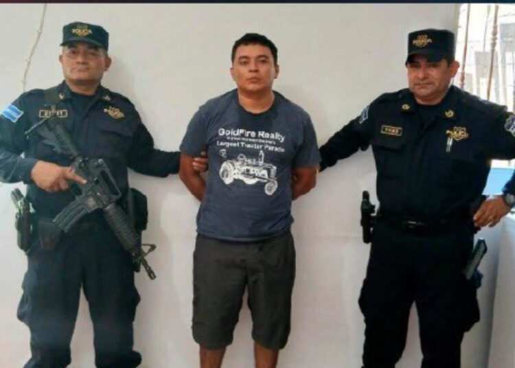 Detienen a sujeto con droga y dinero en efectivo que no pudo justificar