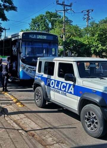Operativos y monitoreos aéreos fortalecen la seguridad en el oriente del país 