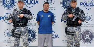 Capturan a sujeto que golpeó y amenazó a su pareja